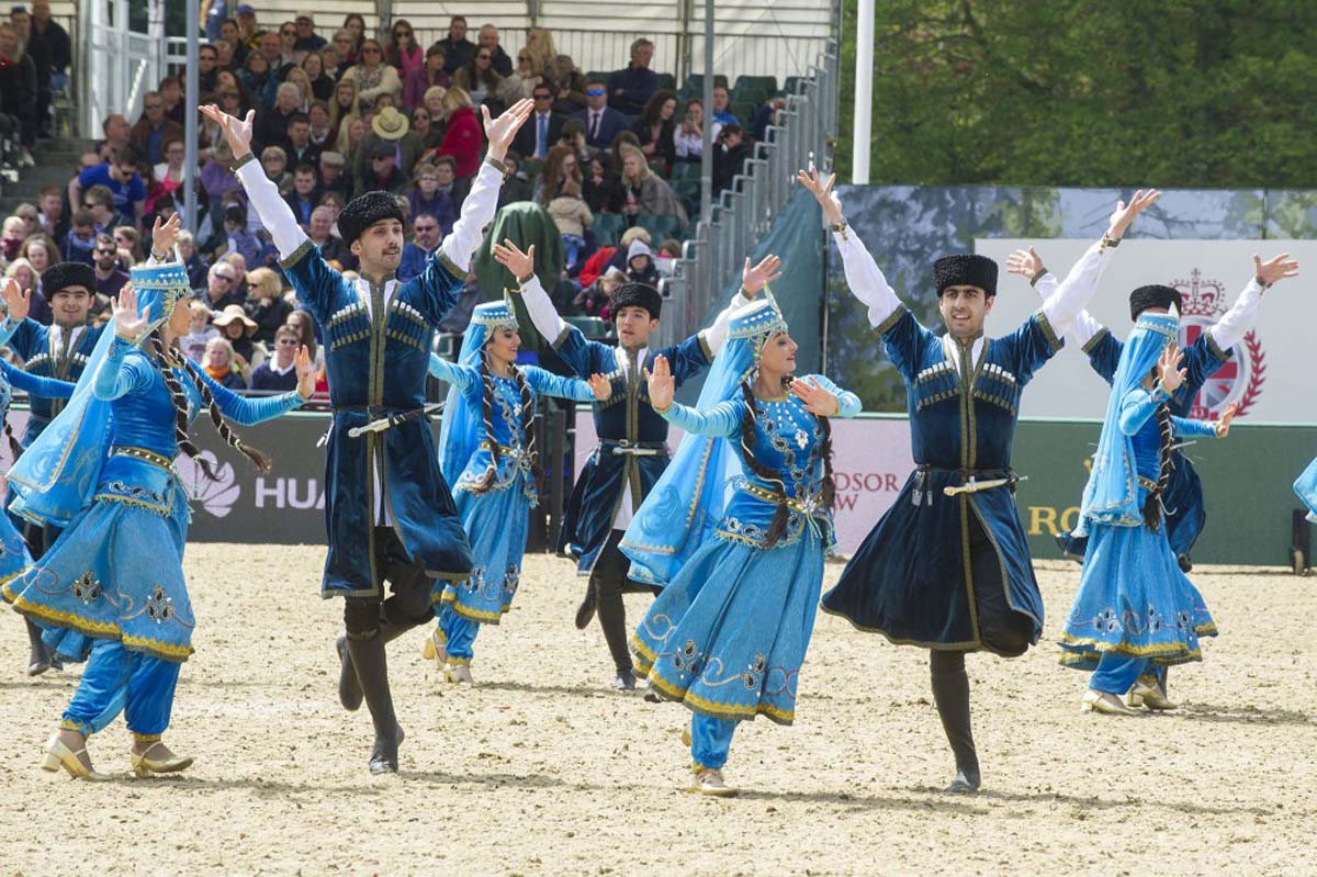 Карабахские скакуны восхитили Европу – юбилей Королевы Англии (ВИДЕО, ФОТО)