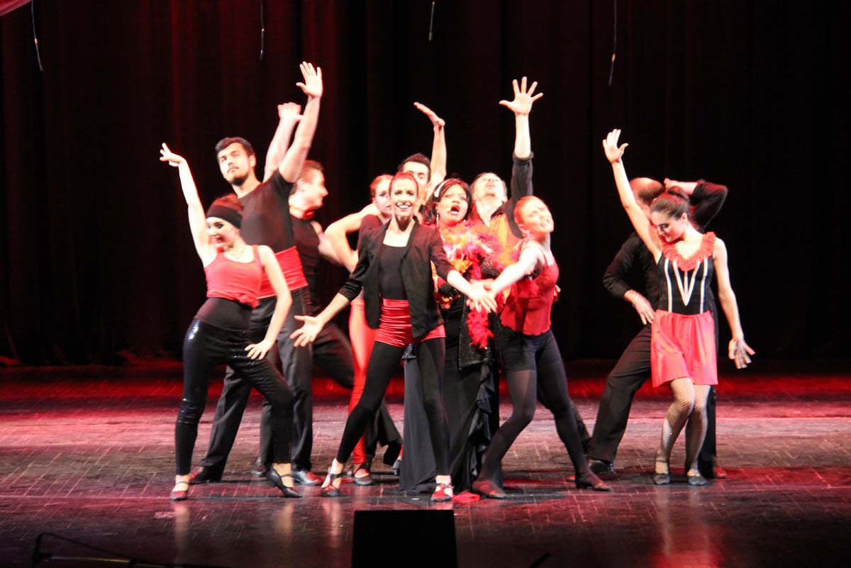 Шоу-программа "Бродвей" в Баку (ФОТО)