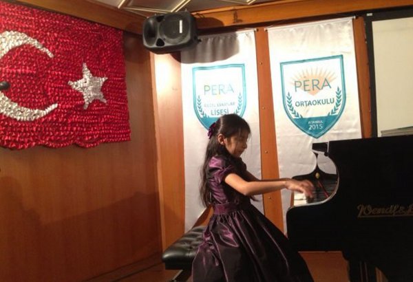 Талантливая ученица British School in Baku стала победителем международного фестиваля (Фото)