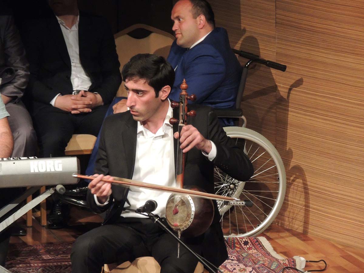 Уникальный концерт музыкантов с физическими ограничениями в Баку (ФОТО)