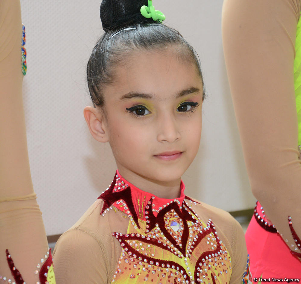 В Баку стартовало Открытое первенство по акробатике (ФОТО)