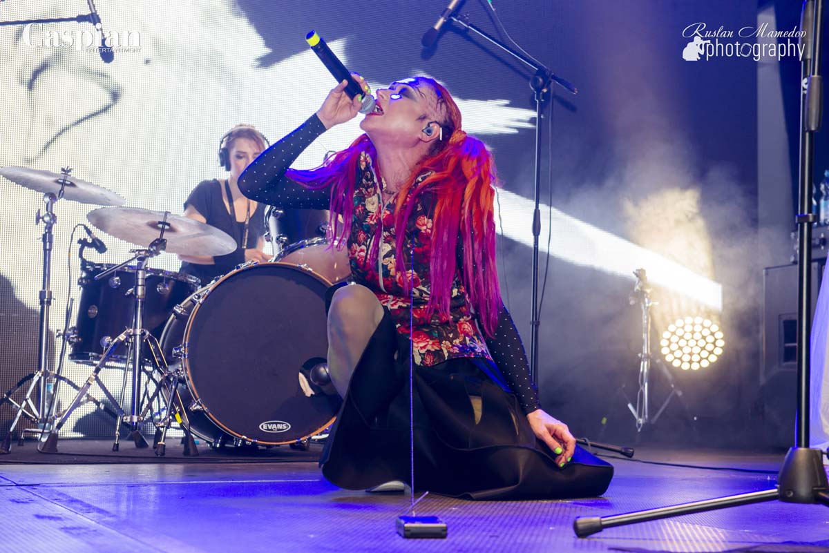 Загадочная Линда в Баку – безумная энергетика и феерическое шоу (ФОТО)