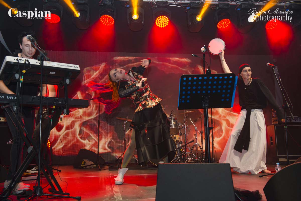 Загадочная Линда в Баку – безумная энергетика и феерическое шоу (ФОТО)