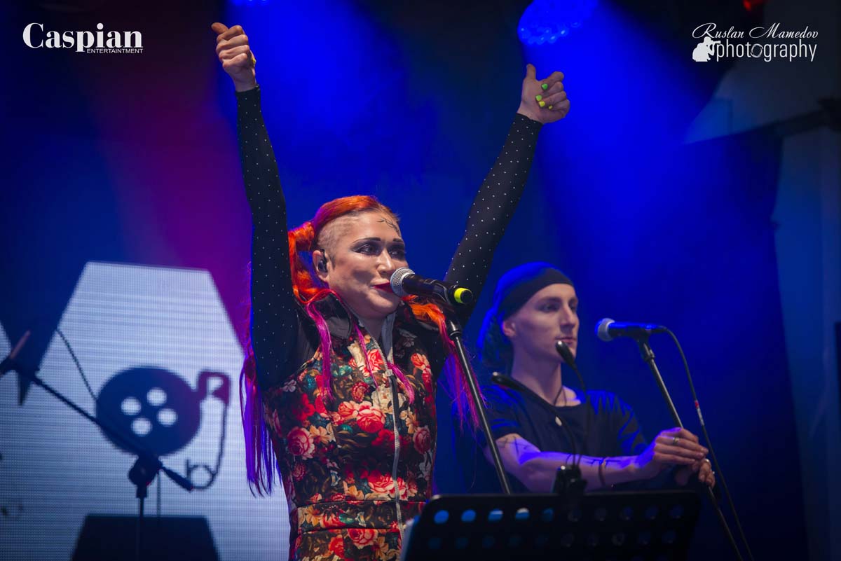 Загадочная Линда в Баку – безумная энергетика и феерическое шоу (ФОТО)