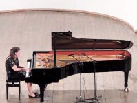 В Баку выступила известная российская пианистка (ФОТО)