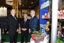 Президент Азербайджана ознакомился с международными выставками пищевой промышленности и сельского хозяйства в Баку (ФОТО)