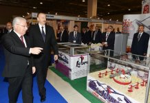 Президент Азербайджана ознакомился с международными выставками пищевой промышленности и сельского хозяйства в Баку (ФОТО)