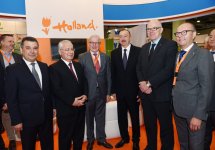 Президент Азербайджана ознакомился с международными выставками пищевой промышленности и сельского хозяйства в Баку (ФОТО)