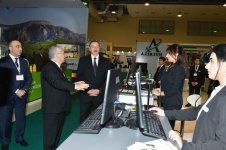 Президент Азербайджана ознакомился с международными выставками пищевой промышленности и сельского хозяйства в Баку (ФОТО)