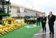 Президент Азербайджана ознакомился с международными выставками пищевой промышленности и сельского хозяйства в Баку (ФОТО)