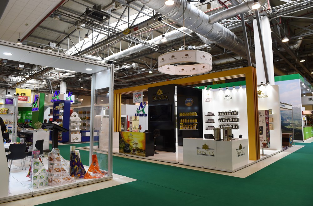 Президент Азербайджана ознакомился с международными выставками пищевой промышленности и сельского хозяйства в Баку (ФОТО)