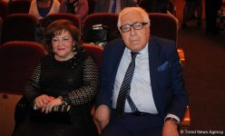 В Баку c большим успехом прошла премьера спектакля "Судьба Артиста" (ФОТО)