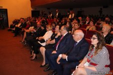 В Баку c большим успехом прошла премьера спектакля "Судьба Артиста" (ФОТО)