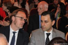 В Баку c большим успехом прошла премьера спектакля "Судьба Артиста" (ФОТО)