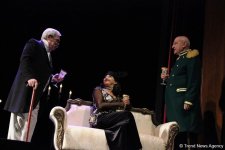 В Баку c большим успехом прошла премьера спектакля "Судьба Артиста" (ФОТО)