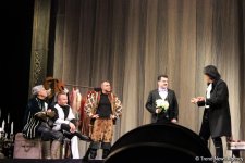В Баку c большим успехом прошла премьера спектакля "Судьба Артиста" (ФОТО)