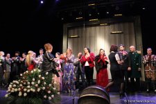 В Баку c большим успехом прошла премьера спектакля "Судьба Артиста" (ФОТО)