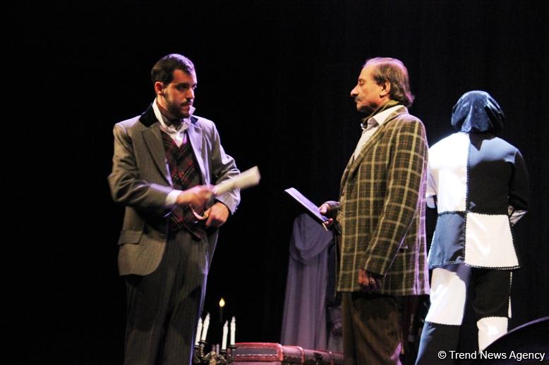 В Баку c большим успехом прошла премьера спектакля "Судьба Артиста" (ФОТО)