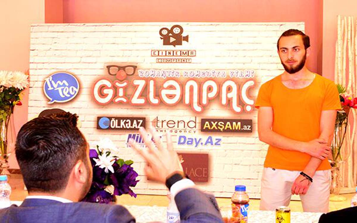 Быть клоуном, или "Игра в прятки" Мушвига Шахвердиева (ФОТО)