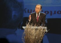 Президент Азербайджана и его супруга принимают участие в первом Всемирном гуманитарном саммите (ФОТО)