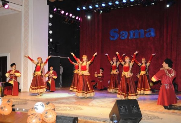 Танцевальный ансамбль "Səma" представил красочную программу (ФОТО)