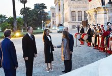 Президент Азербайджана и его супруга приняли участие в приеме в честь высоких гостей Всемирного гуманитарного саммита