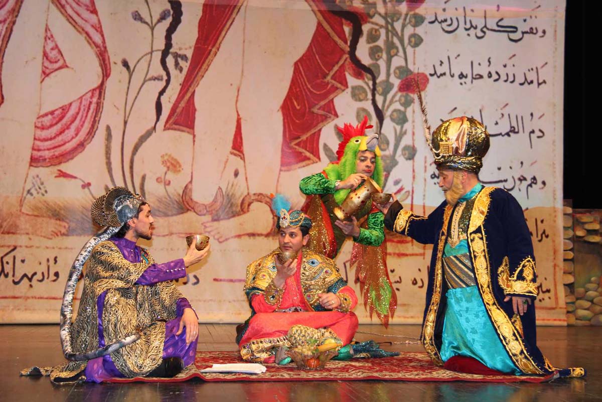 Бакинцам покажут 999-ю ночь (ФОТО)