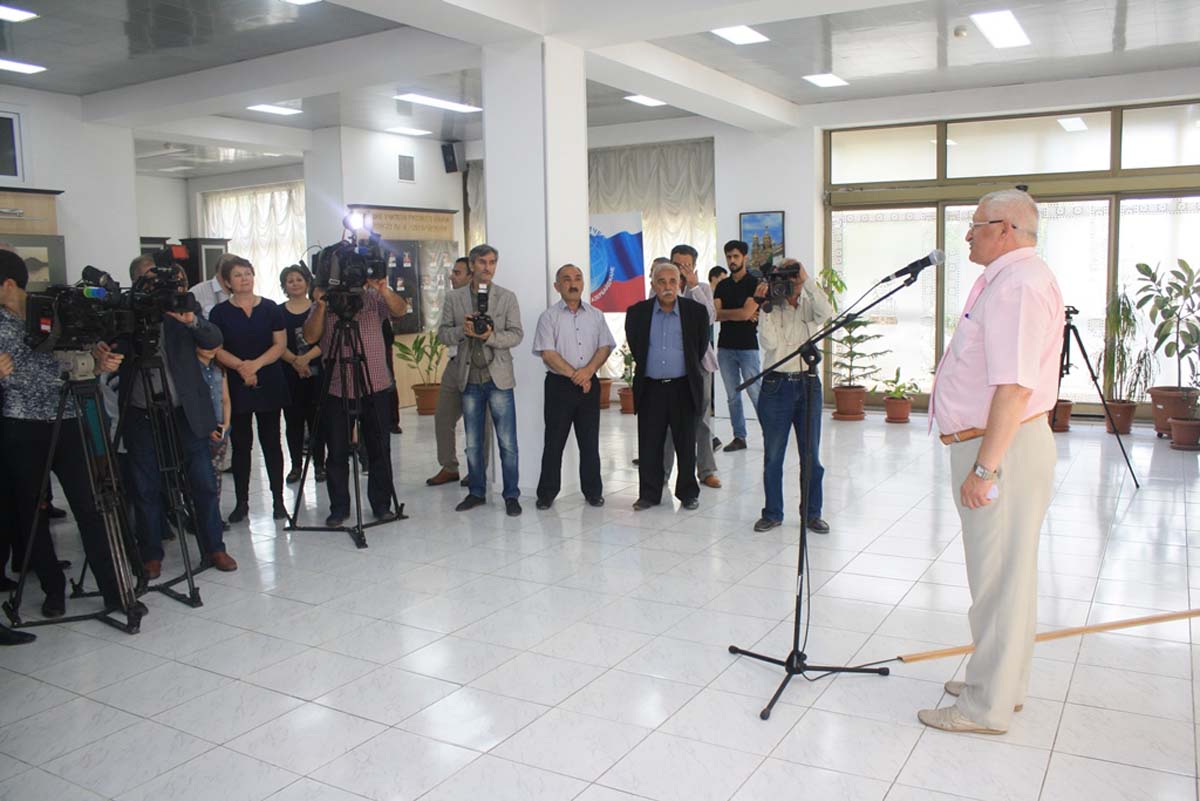 Азербайджанский фотохудожник показал, что находится за гранью реального (ФОТО)