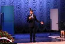 В Баку отметили юбилей народного поэта Сабира Рустамханлы (ФОТО)