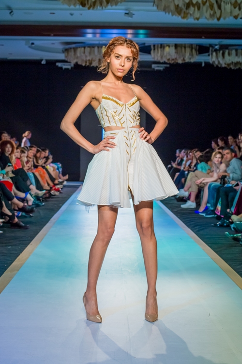 Всемирно известный дизайнер и посол Франции на потрясающем закрытии Azerbaijan Fashion Week (ФОТО)