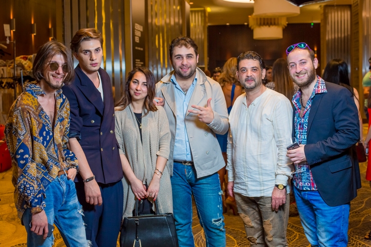 Всемирно известный дизайнер и посол Франции на потрясающем закрытии Azerbaijan Fashion Week (ФОТО)