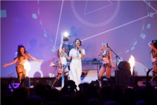 В Баку прошел зажигательный концерт Ройи Айхан и украинских девушек (ФОТО)