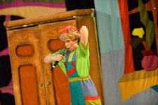 Сейчас вы увидите привидение! Дикое, но симпатишное...– приключения Малыша и Карлсона в Баку (ФОТО)