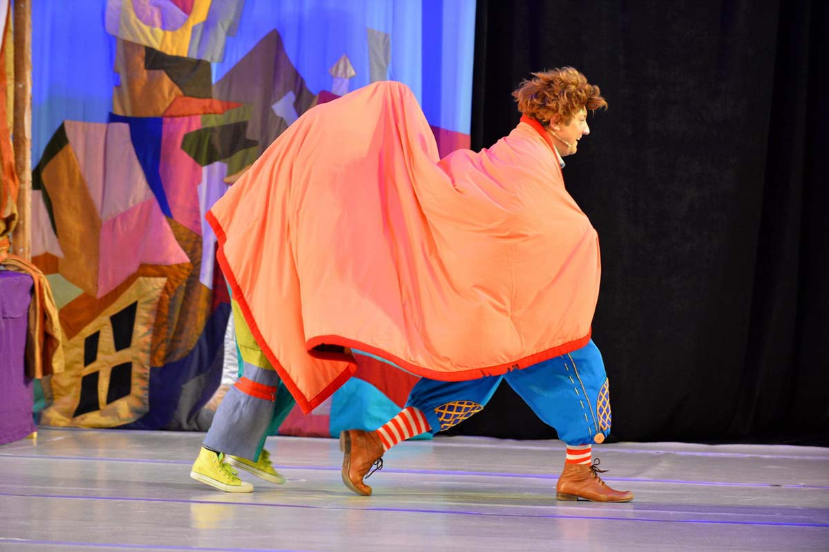 Сейчас вы увидите привидение! Дикое, но симпатишное...– приключения Малыша и Карлсона в Баку (ФОТО)