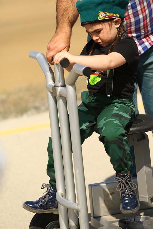 5-летняя Нурай Рахман о храбрых азербайджанских военнослужащих (ВИДЕО, ФОТО)