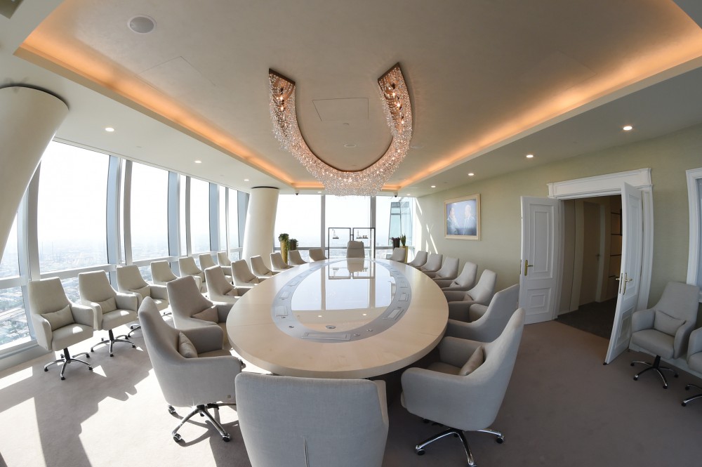 Президент Азербайджана принял участие в открытии нового административного здания SOCAR (ФОТО) (версия 2)