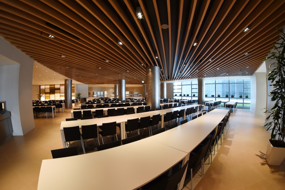 Президент Азербайджана принял участие в открытии нового административного здания SOCAR (ФОТО) (версия 2)