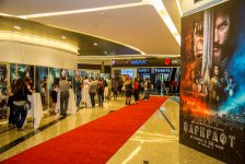 В Баку прошла премьера блокбастера Warcraft (ФОТО)