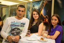 В Баку прошла премьера блокбастера Warcraft (ФОТО)