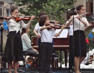 Большой праздничный концерт в честь Международного дня защиты детей (ФОТО)