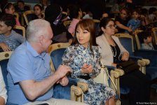 Необычная постановка Театра Романа Виктюка в Баку в День защиты детей (ФОТО)