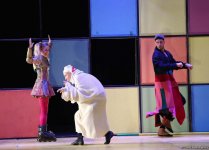 Необычная постановка Театра Романа Виктюка в Баку в День защиты детей (ФОТО)