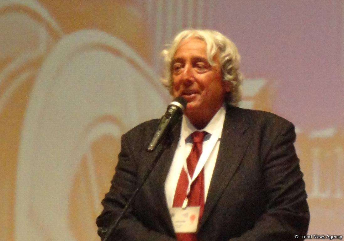 В Баку состоялось открытие III Бакинского международного фестиваля туристических фильмов (ФОТО)