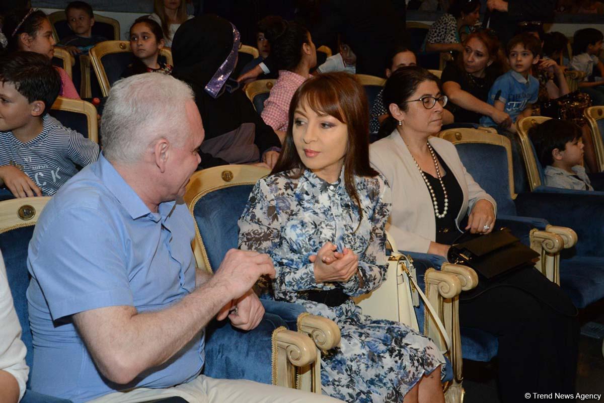 Необычная постановка Театра Романа Виктюка в Баку в День защиты детей (ФОТО)