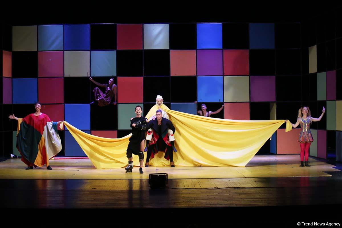 Необычная постановка Театра Романа Виктюка в Баку в День защиты детей (ФОТО)