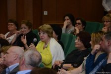 Творческая сцена ÜNS провела потрясающий вечер известного театрального режиссера Романа Виктюка (ФОТО)