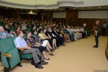 Творческая сцена ÜNS провела потрясающий вечер известного театрального режиссера Романа Виктюка (ФОТО)