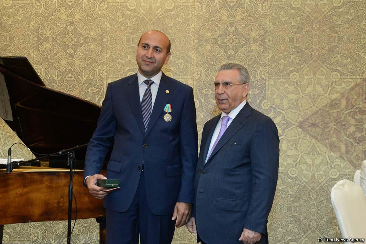 За заслуги в развитии азербайджанской диаспоры группе лиц вручены награды (ФОТО)