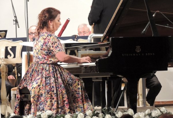 Великолепный концерт Егяны Ахундовой в Баку (ФОТО)