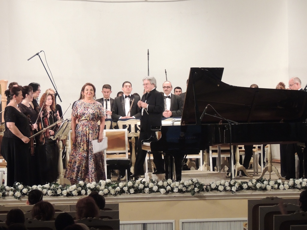 Великолепный концерт Егяны Ахундовой в Баку (ФОТО)